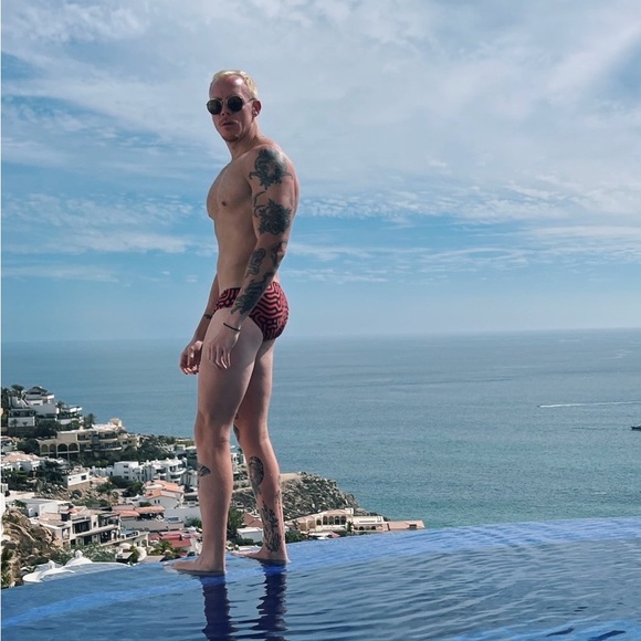 Meet your Posher, Collin - Picture 7 of 9